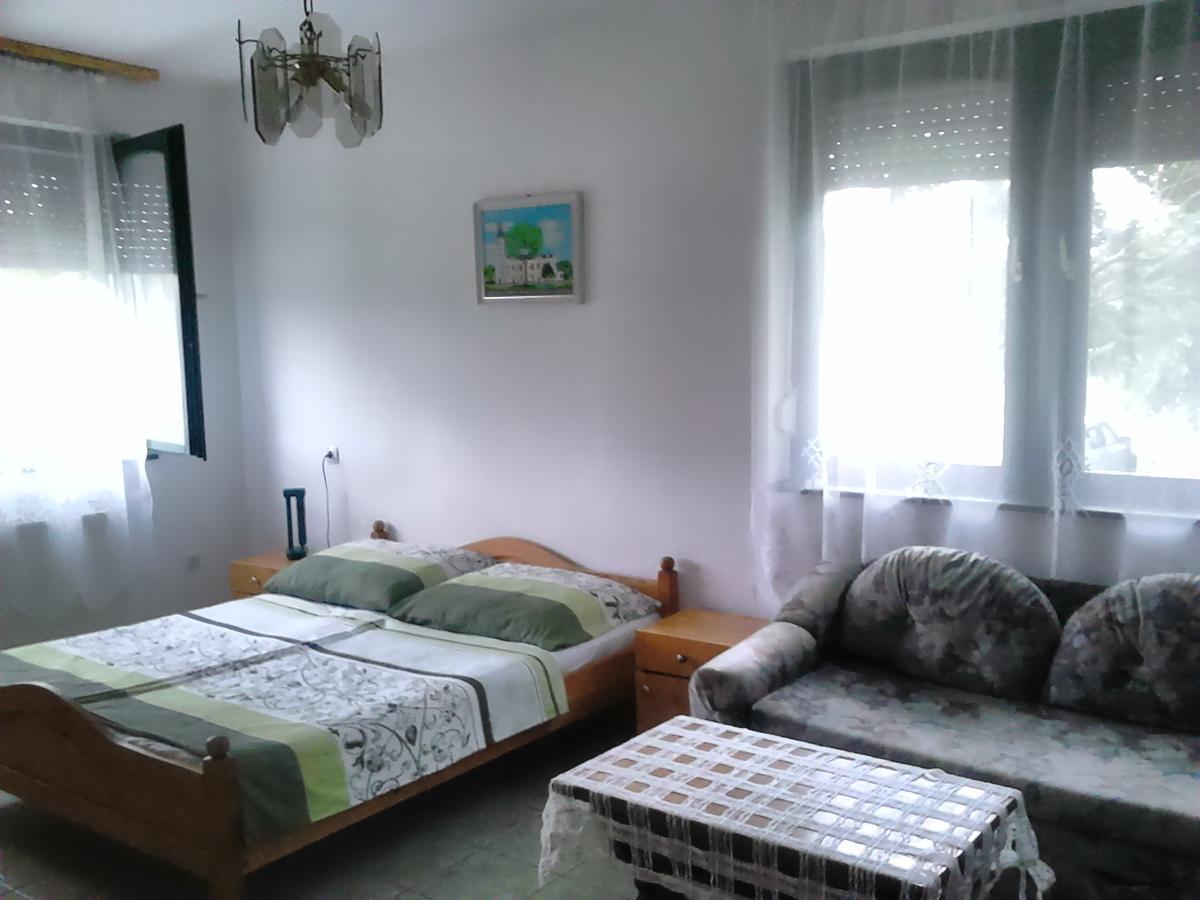 Aquaparti Apartmanok Hajduszoboszlo Ngoại thất bức ảnh
